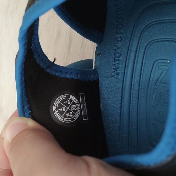 Keen water sandals size 4 - Picture 4 of 4